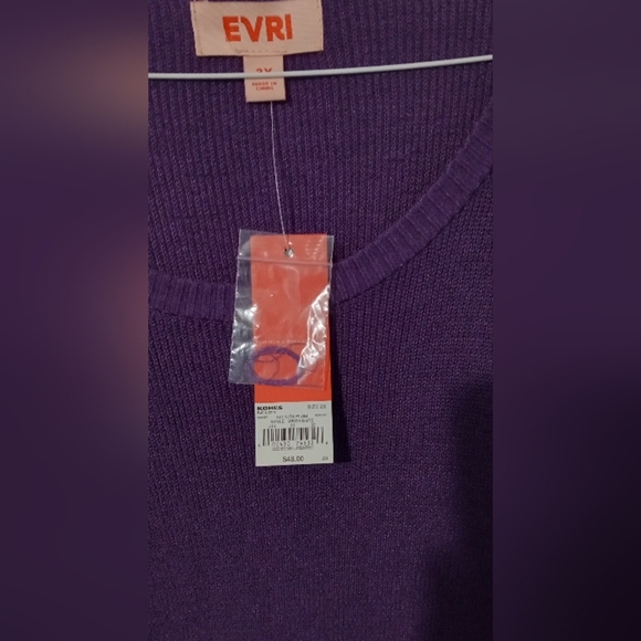 Kohl's EVRI Women's Deep Purple Crew Neck Sweater - Picture 2 of 3
